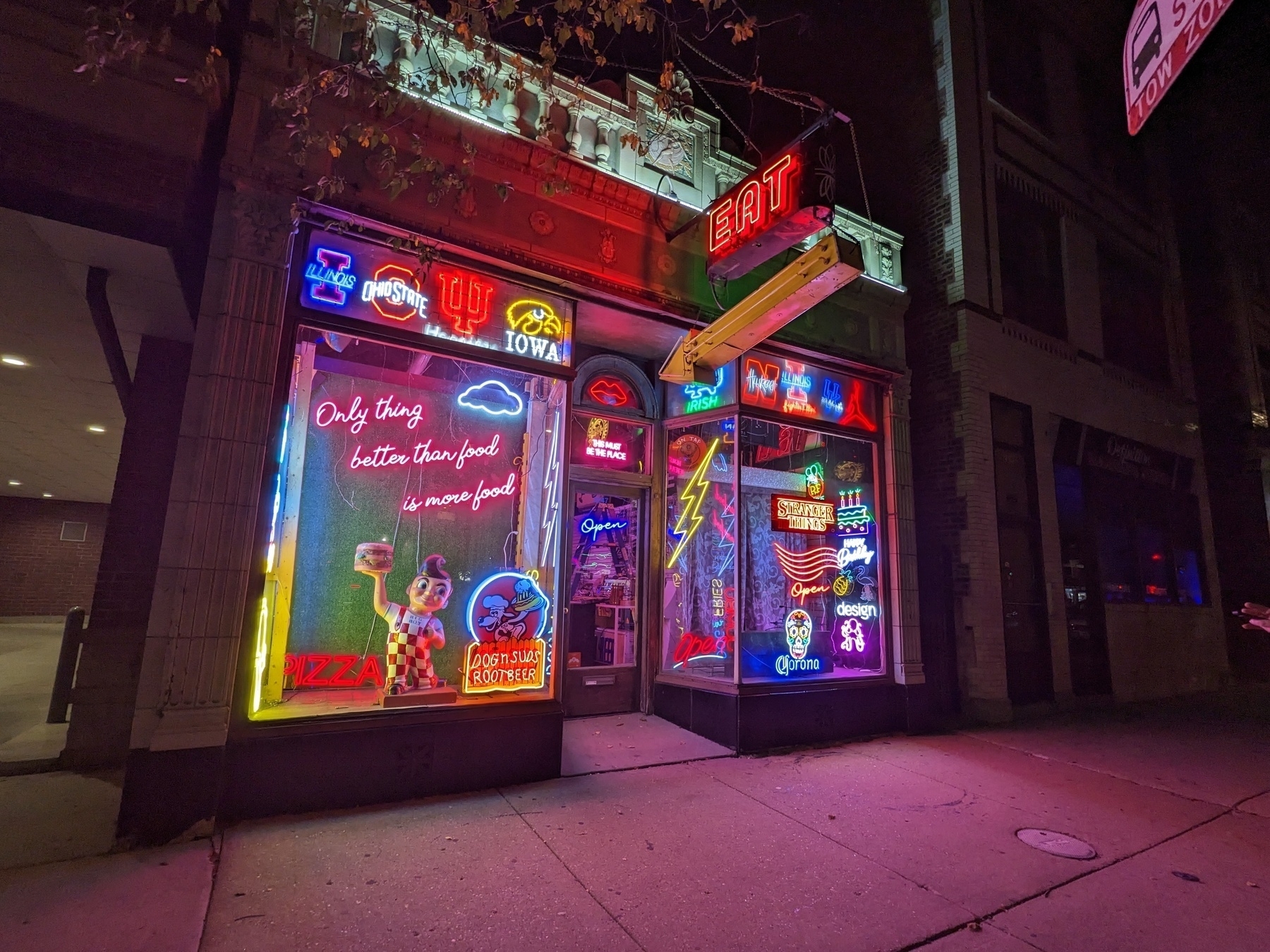 Neon shop, Chicago